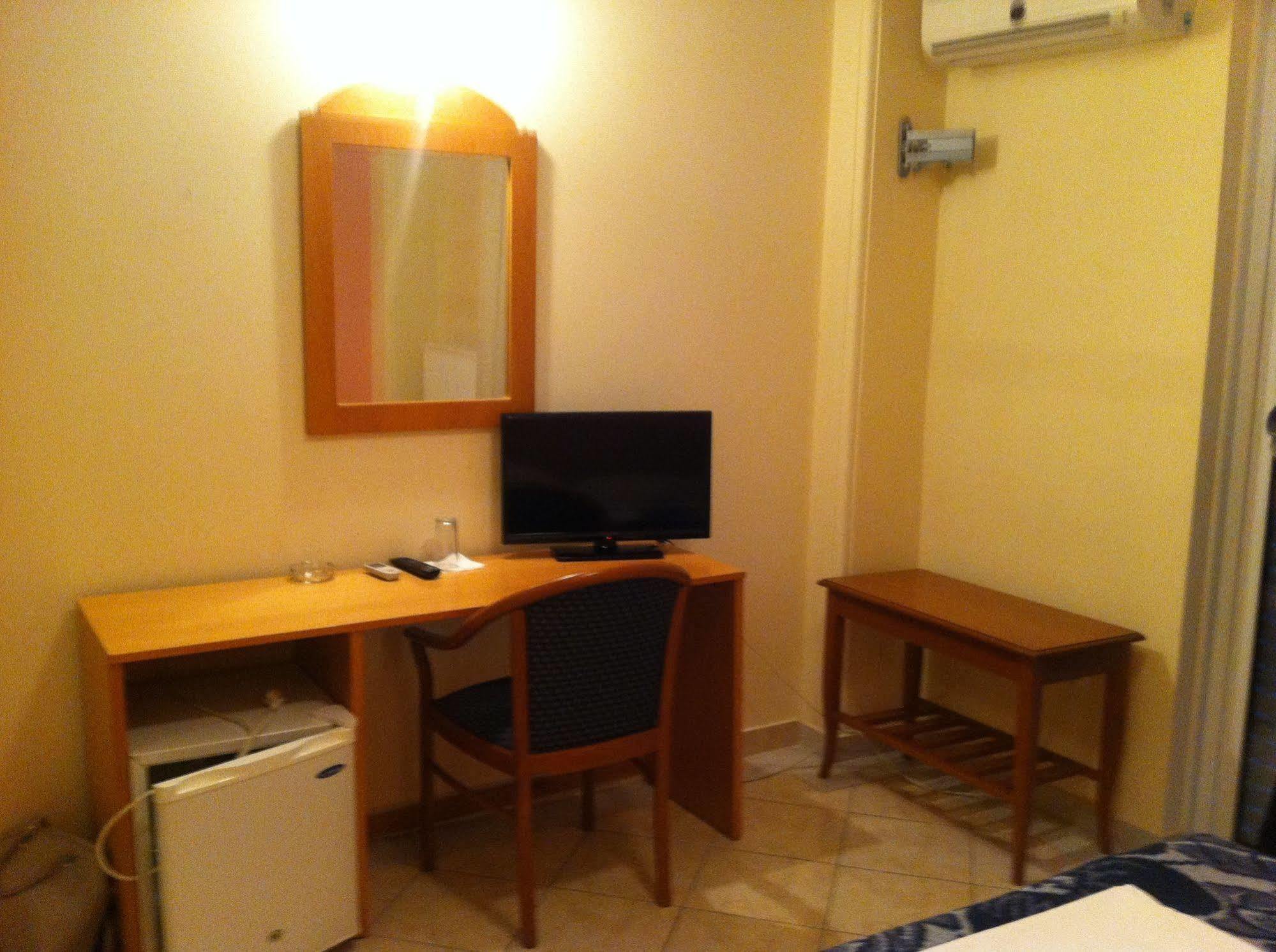 Cybele Guest Accommodation Athen Eksteriør bilde